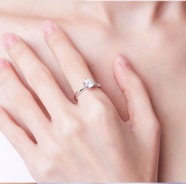 925 silver inlaid Moissan diamond ring with six-claw diamond ring