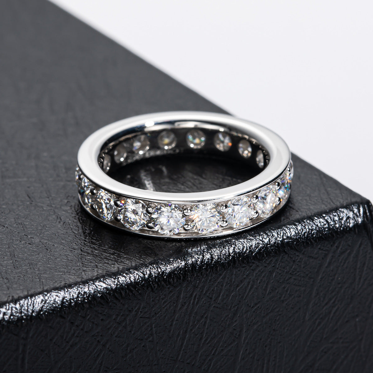 Moissanite Ring Women's S925 Sterling Silver Plated Single Row Diamond Ring